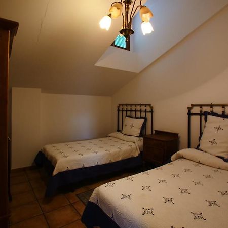Casa Rural Plaza Vieja Saldana Екстер'єр фото